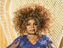 Cantora Elza Soares morre aos 91 anos